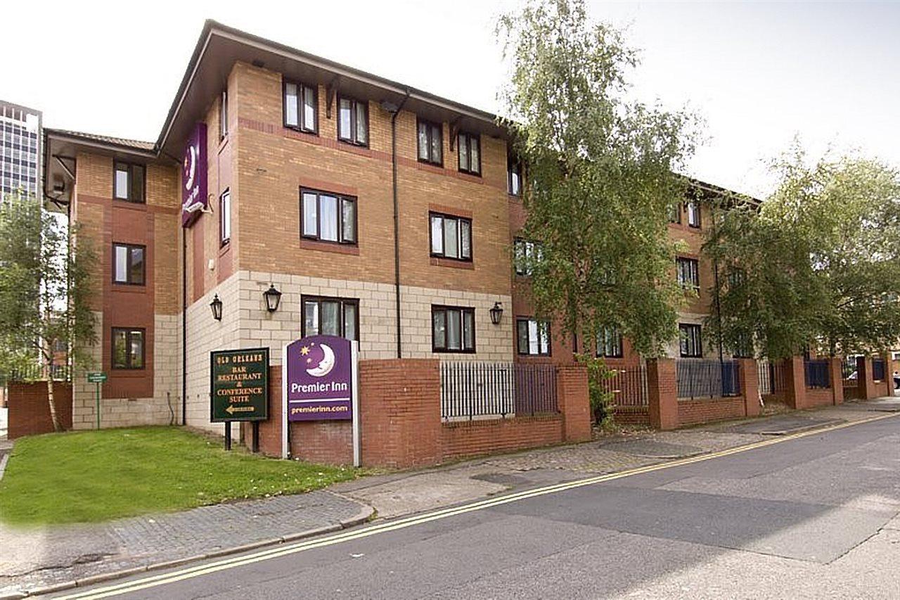 Premier Inn Birmingham City Centre Broad Street 외부 사진