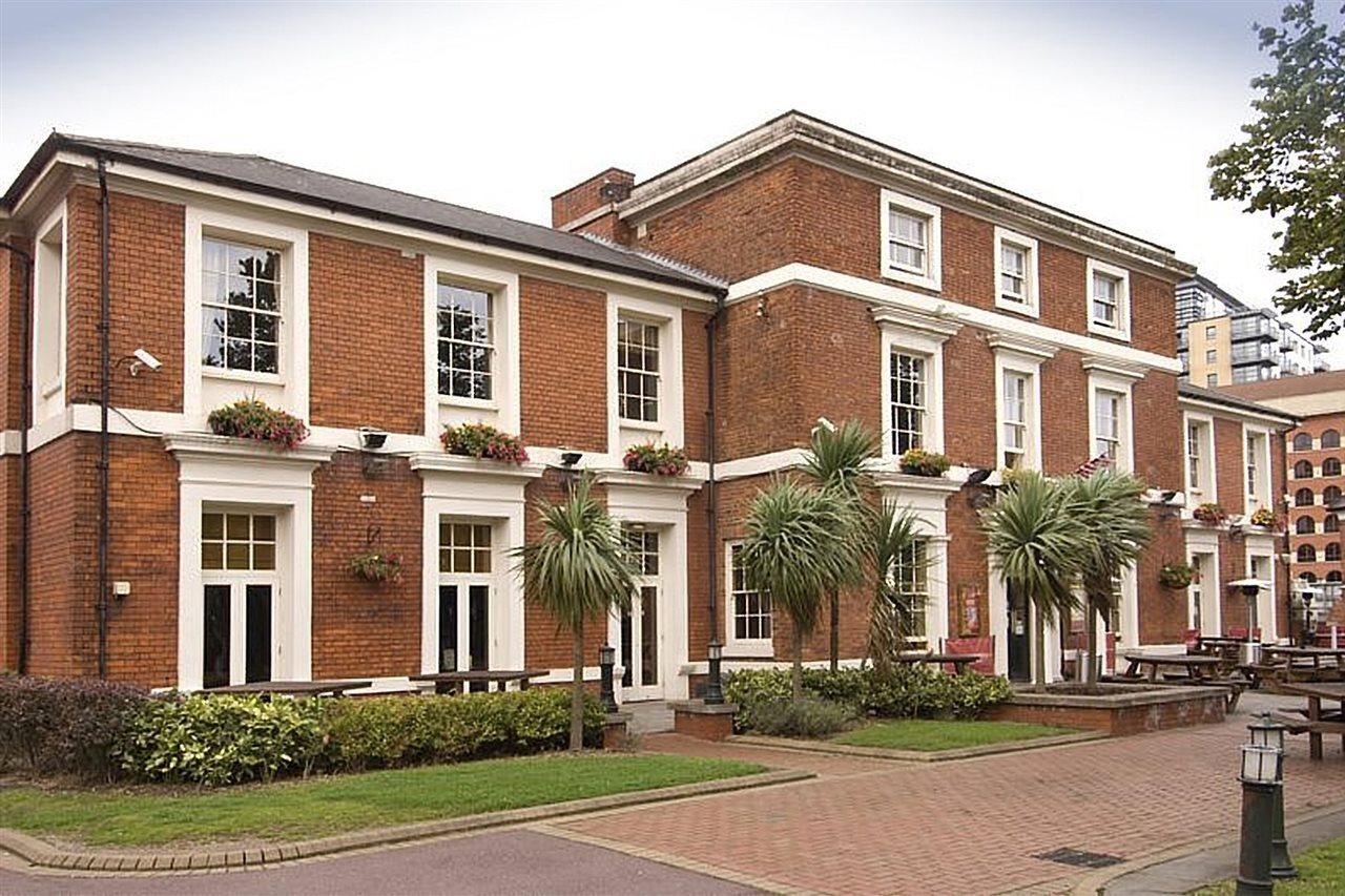 Premier Inn Birmingham City Centre Broad Street 외부 사진