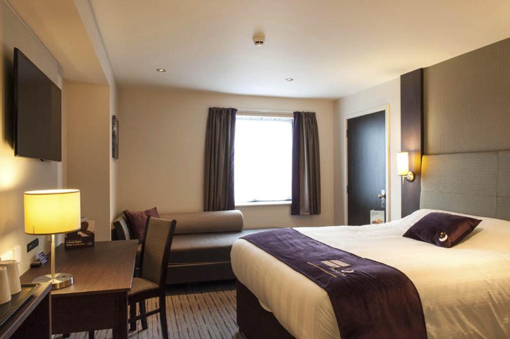Premier Inn Birmingham City Centre Broad Street 외부 사진
