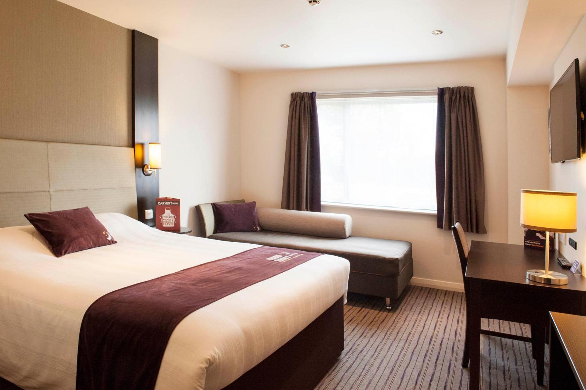 Premier Inn Birmingham City Centre Broad Street 외부 사진